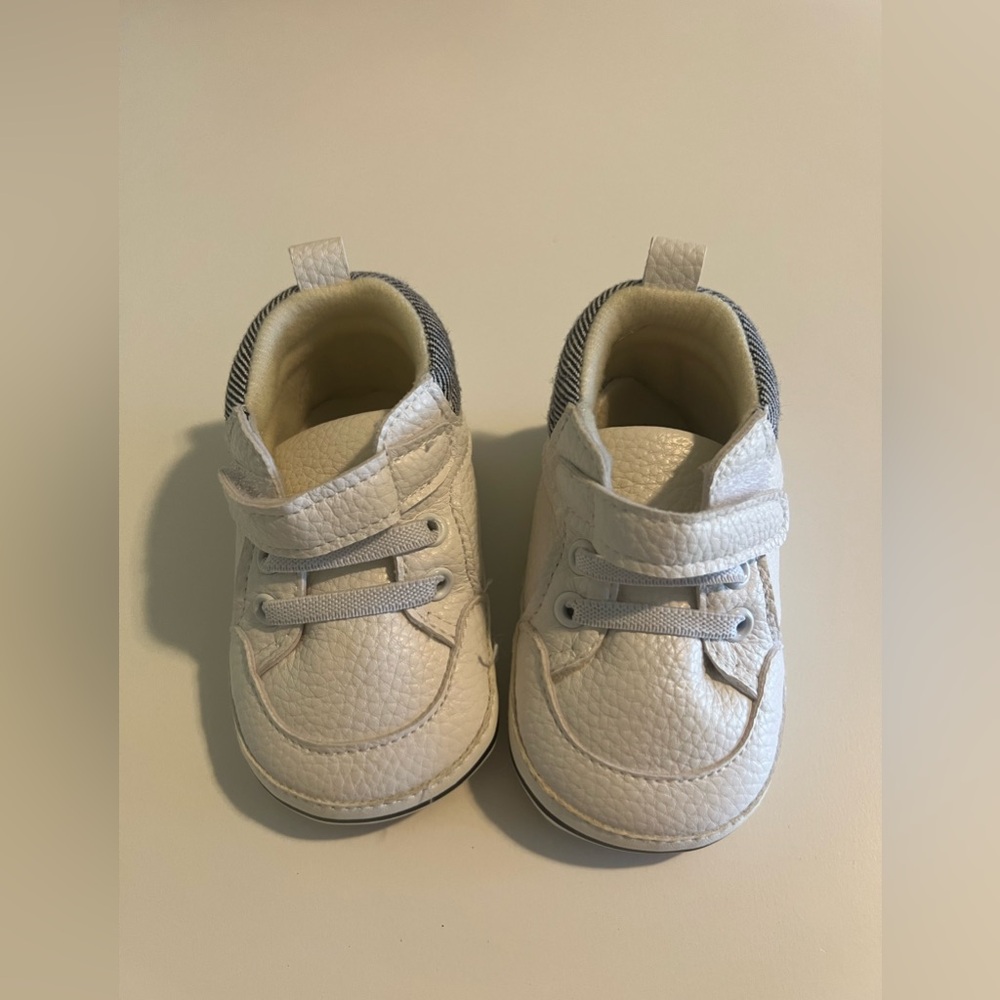 Baby Shoes - Picture 2 of 3